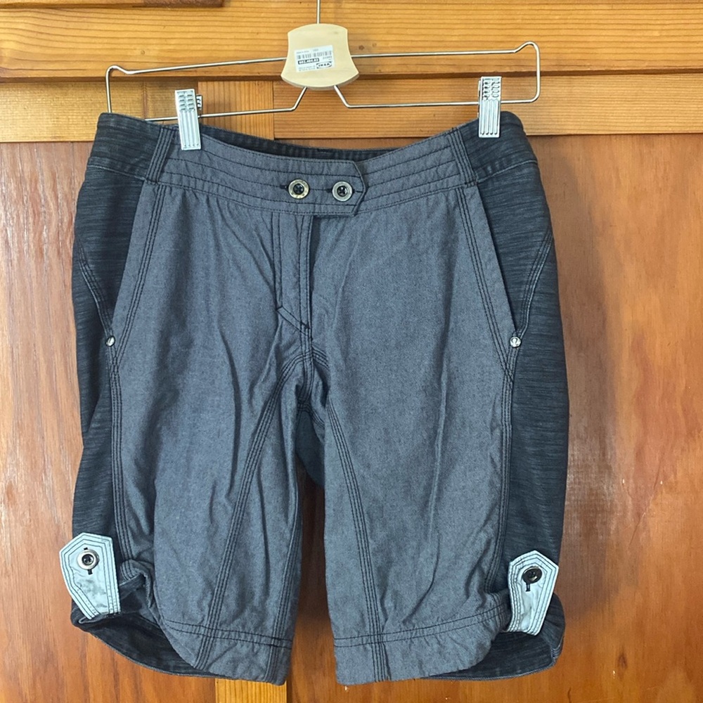 Lululemon shorts 6